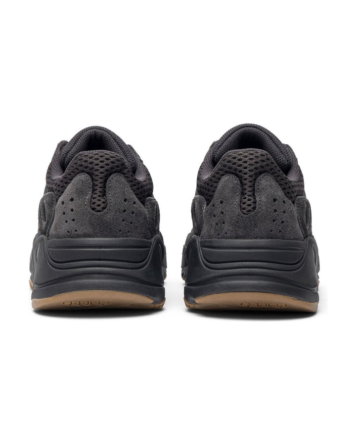ADIDAS YEEZY BOOST 700 UTILITY BLACK
